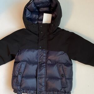 ⭐️Burberry Puffer Jacket